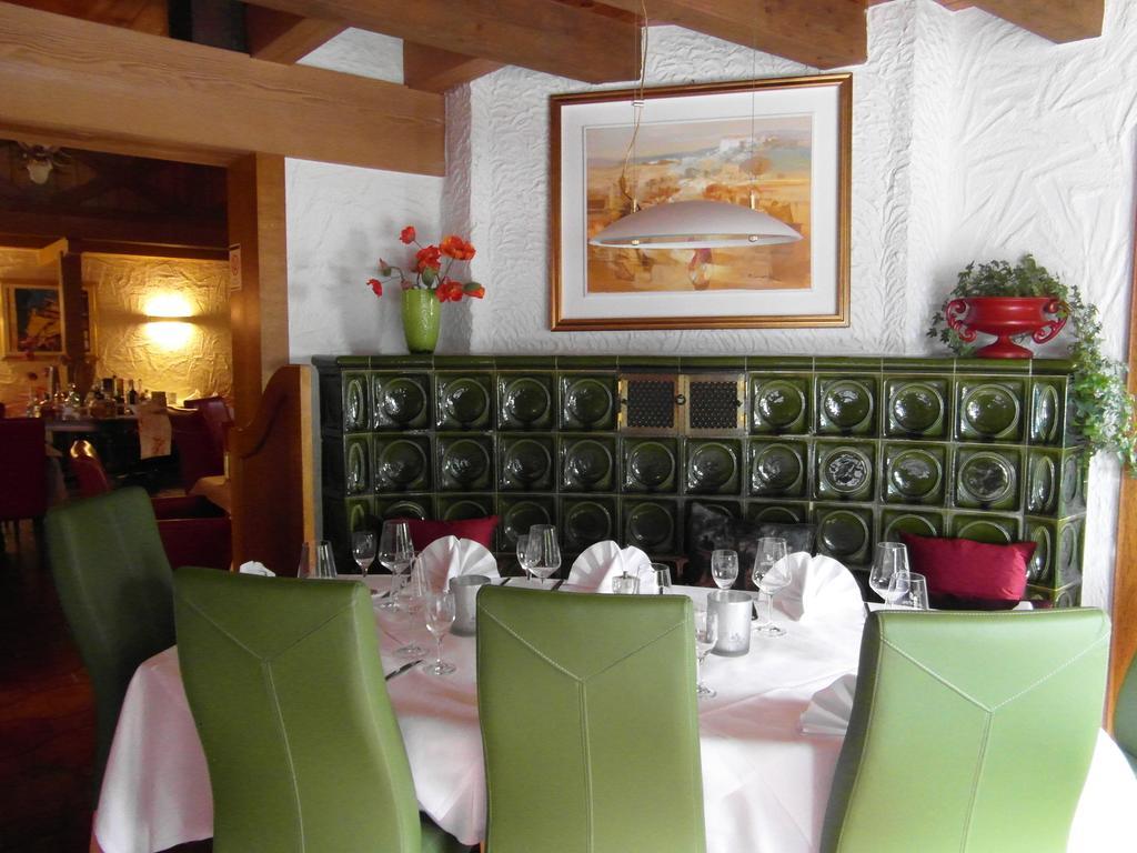Castello Bianco Hotel Wadern Екстериор снимка