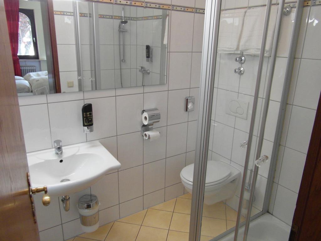 Castello Bianco Hotel Wadern Екстериор снимка